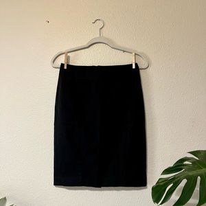 ANN TAYLOR BLACK SKIRT